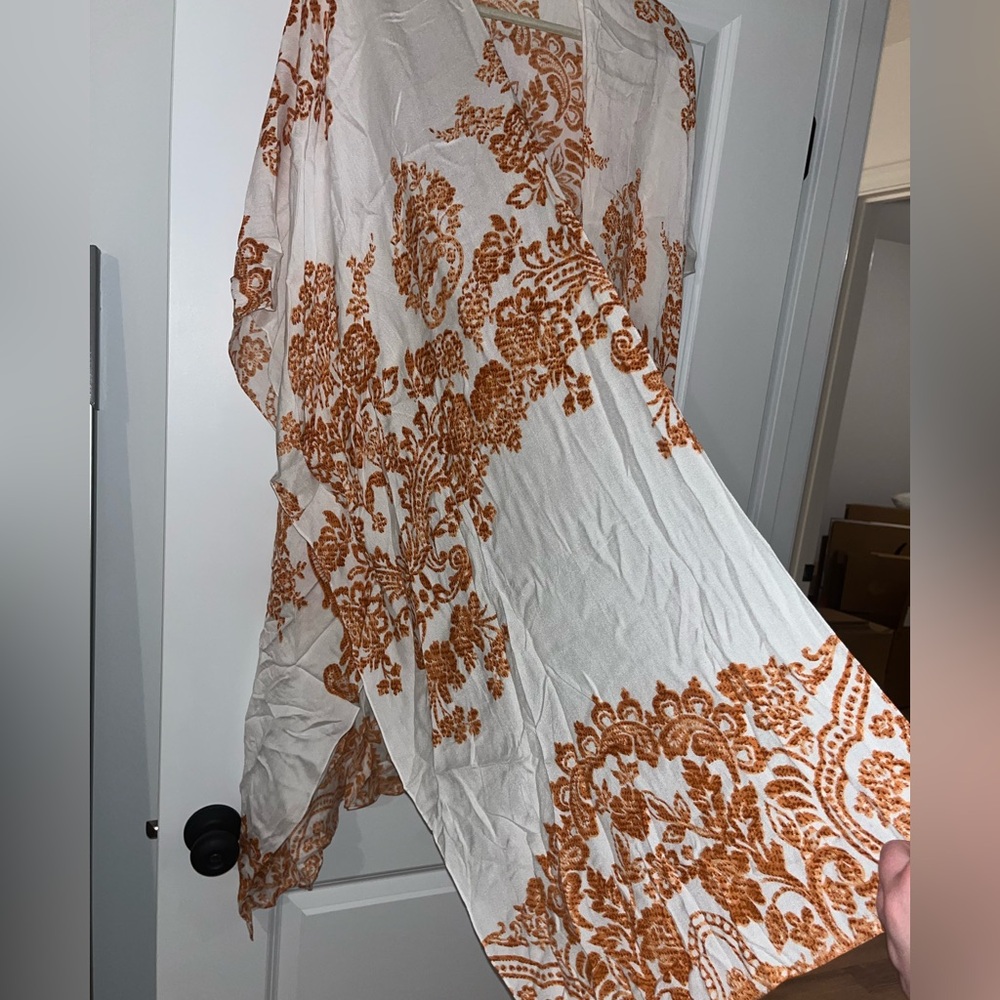 White Boho Kimono with Rust Floral Print - Picture 6 of 6